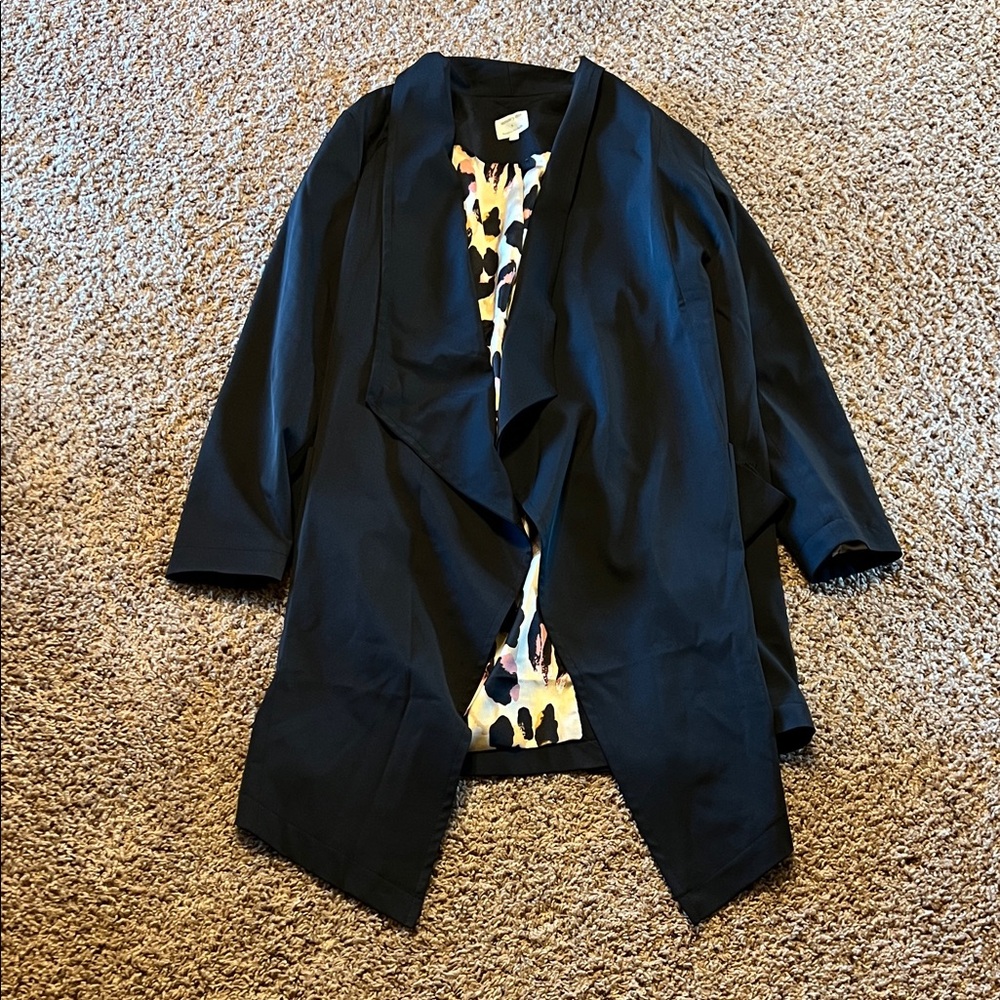 Amaryllis Black Open-Front Blazer
